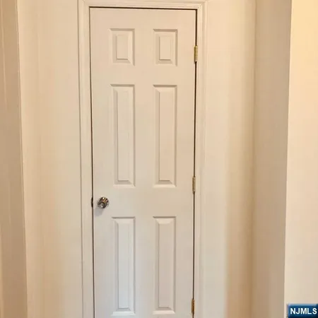 $2,500 | 155 Union Avenue, Unit 204, Rutherford, NJ 07070