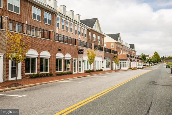 $415,000 | 820 Belmont Bay Drive, Unit 401, Woodbridge, VA 22191