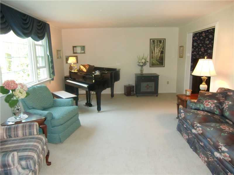 2 Revere Road Riverside, CT 06878 - Photo 5 of 13 a living room with furniture and a window