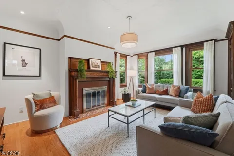 $1,750,000 | 610 Springfield Avenue, Summit, NJ 07901