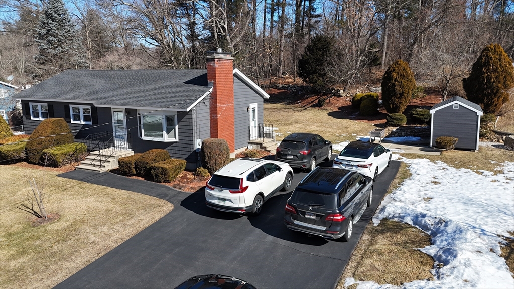 5 Biscayne Drive Billerica, MA 01821 - Photo 11 of 27