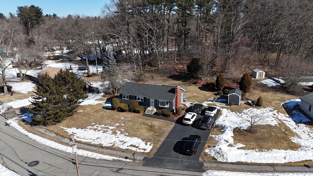 5 Biscayne Drive Billerica, MA 01821 - Photo 3 of 27