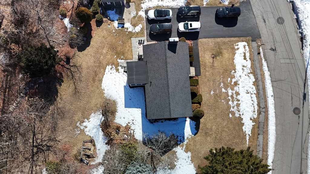 5 Biscayne Drive Billerica, MA 01821 - Photo 8 of 27