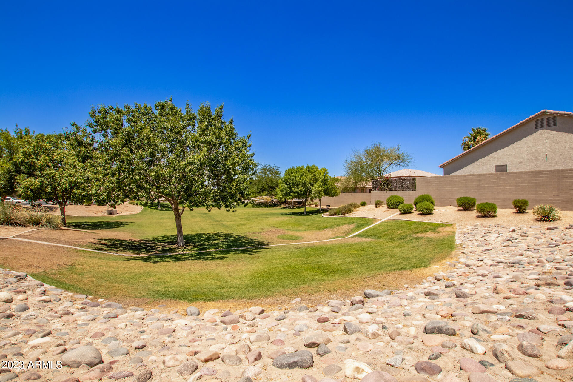 1804 East Beverly Road Phoenix, AZ 85042 - Photo 46 of 46 49 Beverly 1804