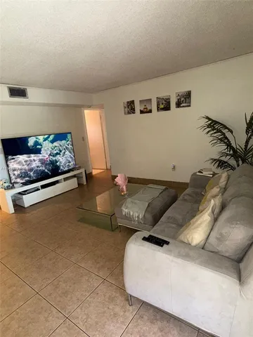 $275,000 | 9015 Southwest 125th Avenue, Unit N204, Miami, FL 33186