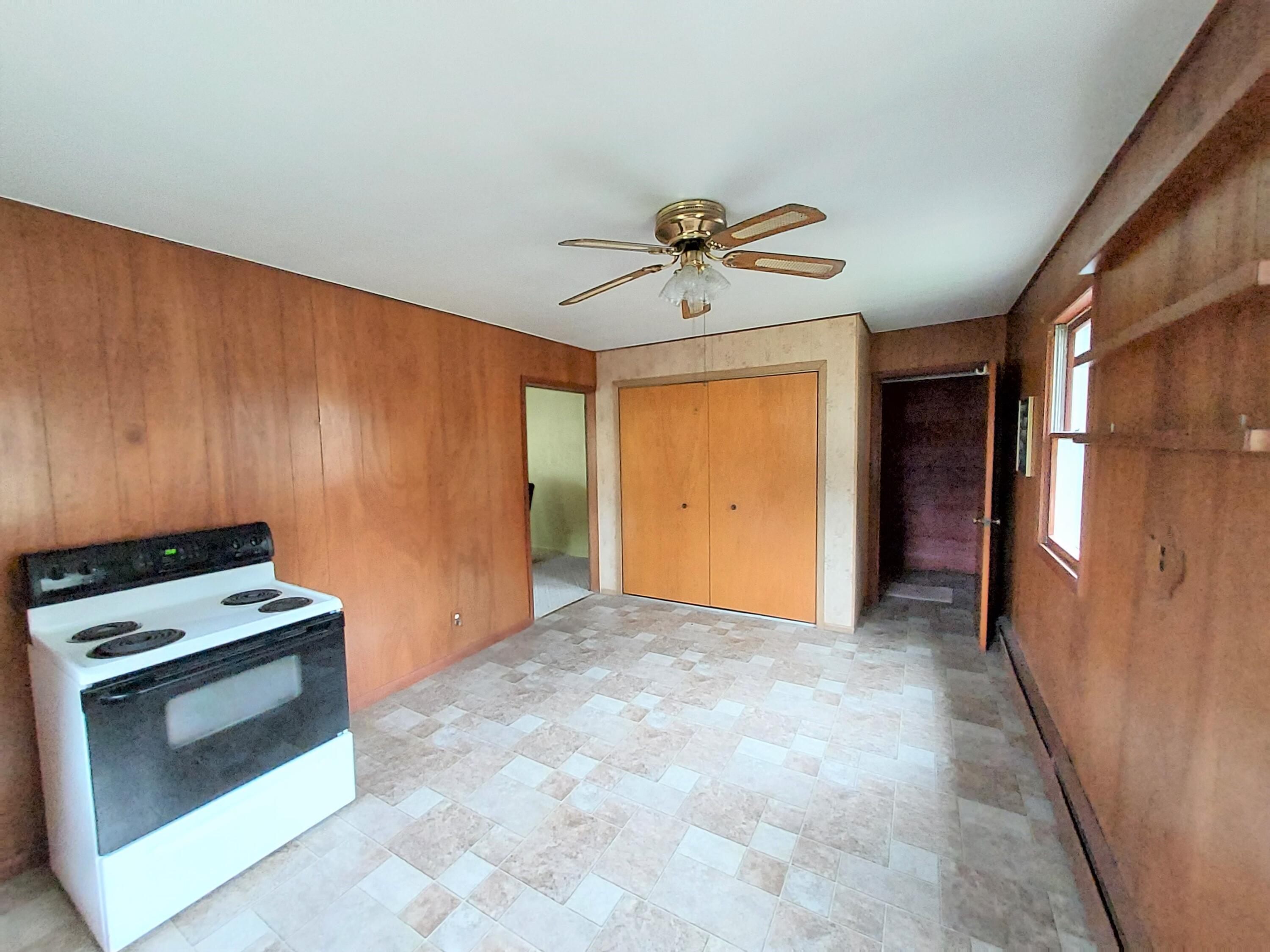 8619 Galbraith Road Cheboygan, MI 49721 - Photo 7 of 19 Gallery Image 7