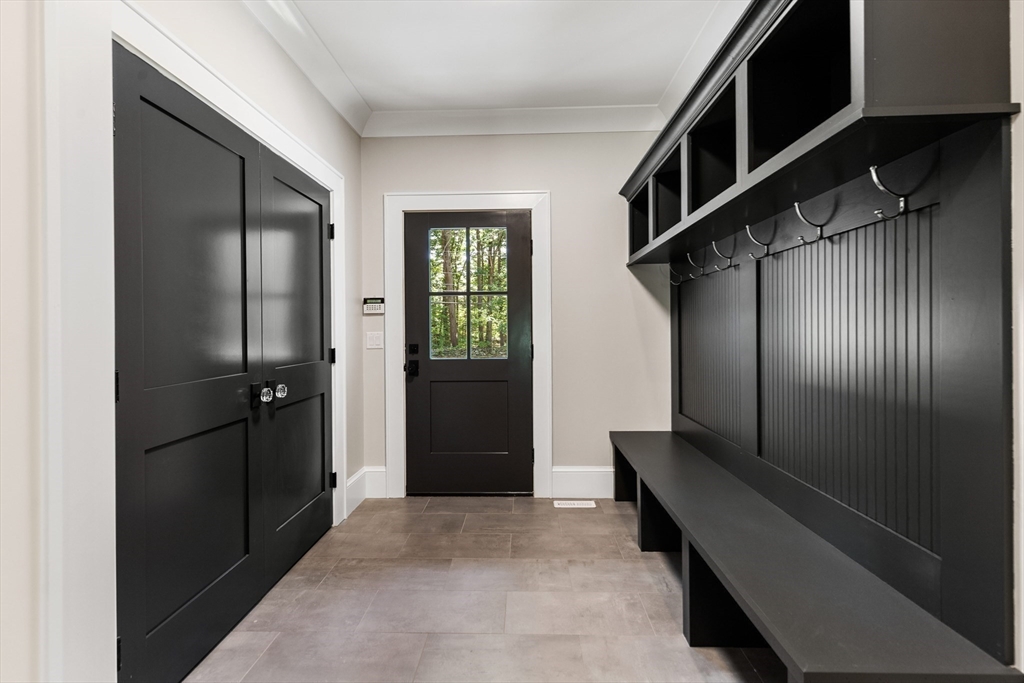 957 South Street Needham, MA 02492 - Photo 11 of 16