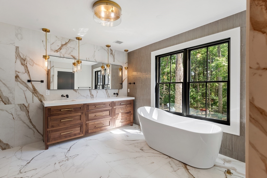 957 South Street Needham, MA 02492 - Photo 14 of 16