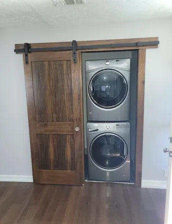 $1,100 | 6918 Irvington Boulevard, Unit B, Houston, TX 77022