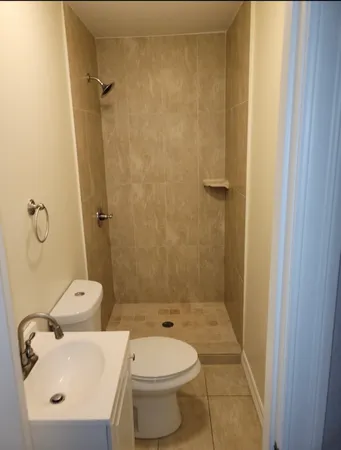 $1,100 | 6918 Irvington Boulevard, Unit B, Houston, TX 77022