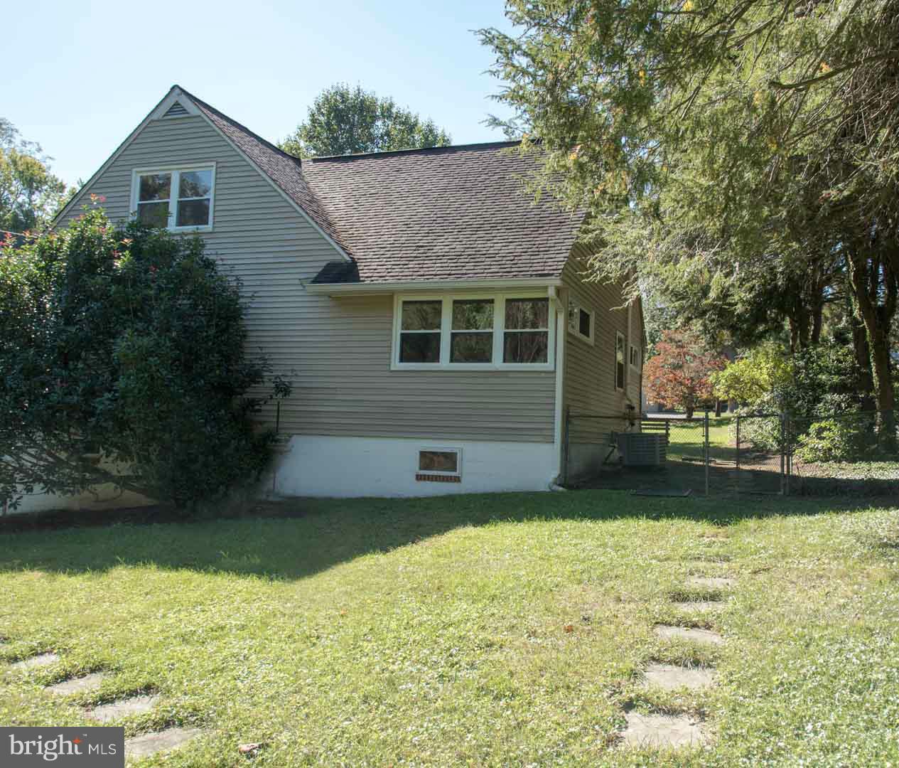 6019 Lakeview Road Baltimore, MD 21210 - Photo 18 of 19 Exterior (General)