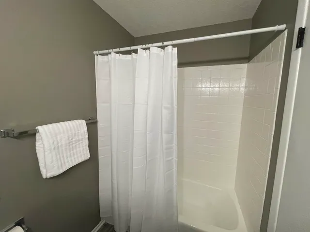 $199,950 | 5454 North Shelton Avenue, Wichita, KS 67204