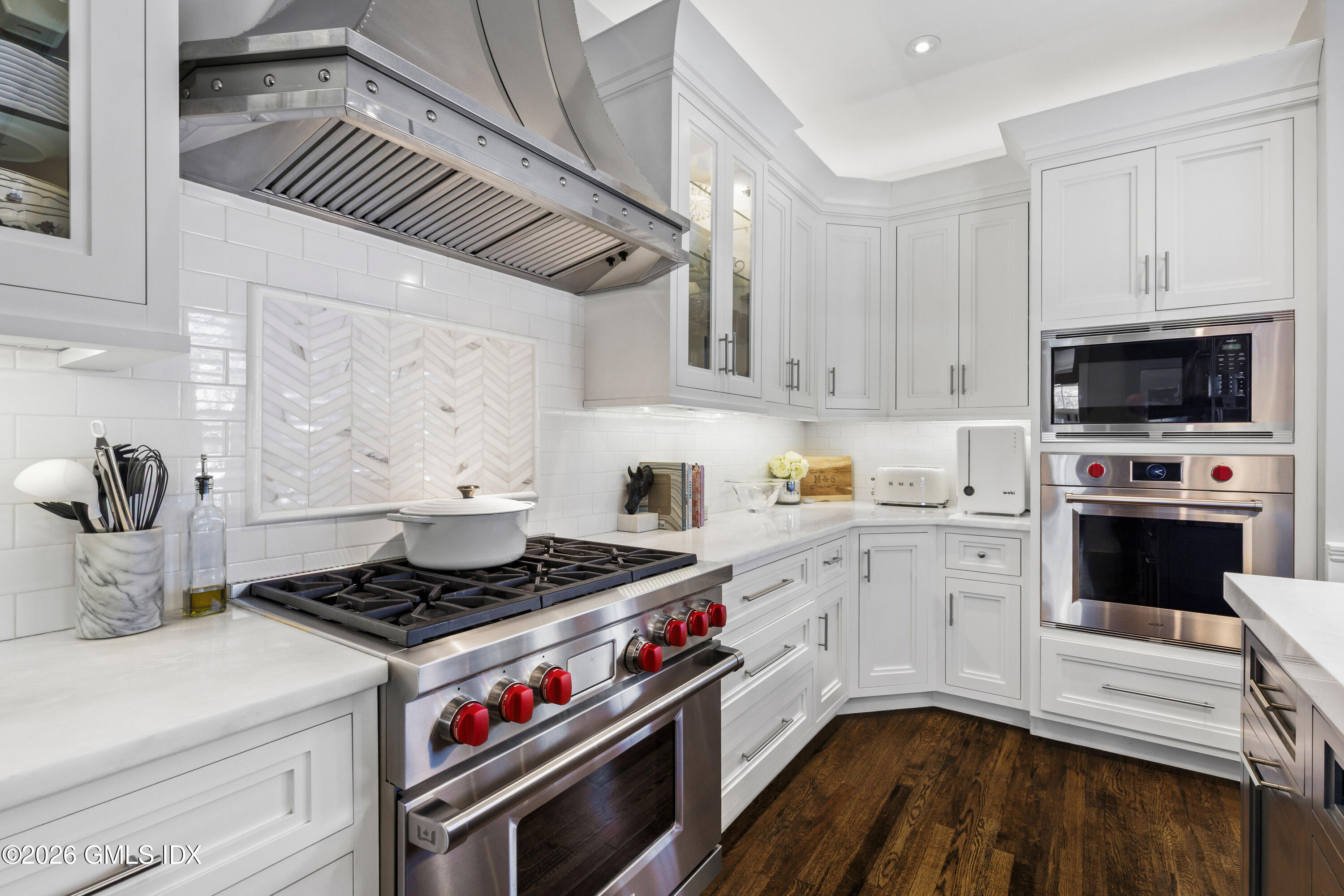 2 Old Church Road, Unit 1 Greenwich, CT 06830 - Photo 13 of 36 Kitchen4