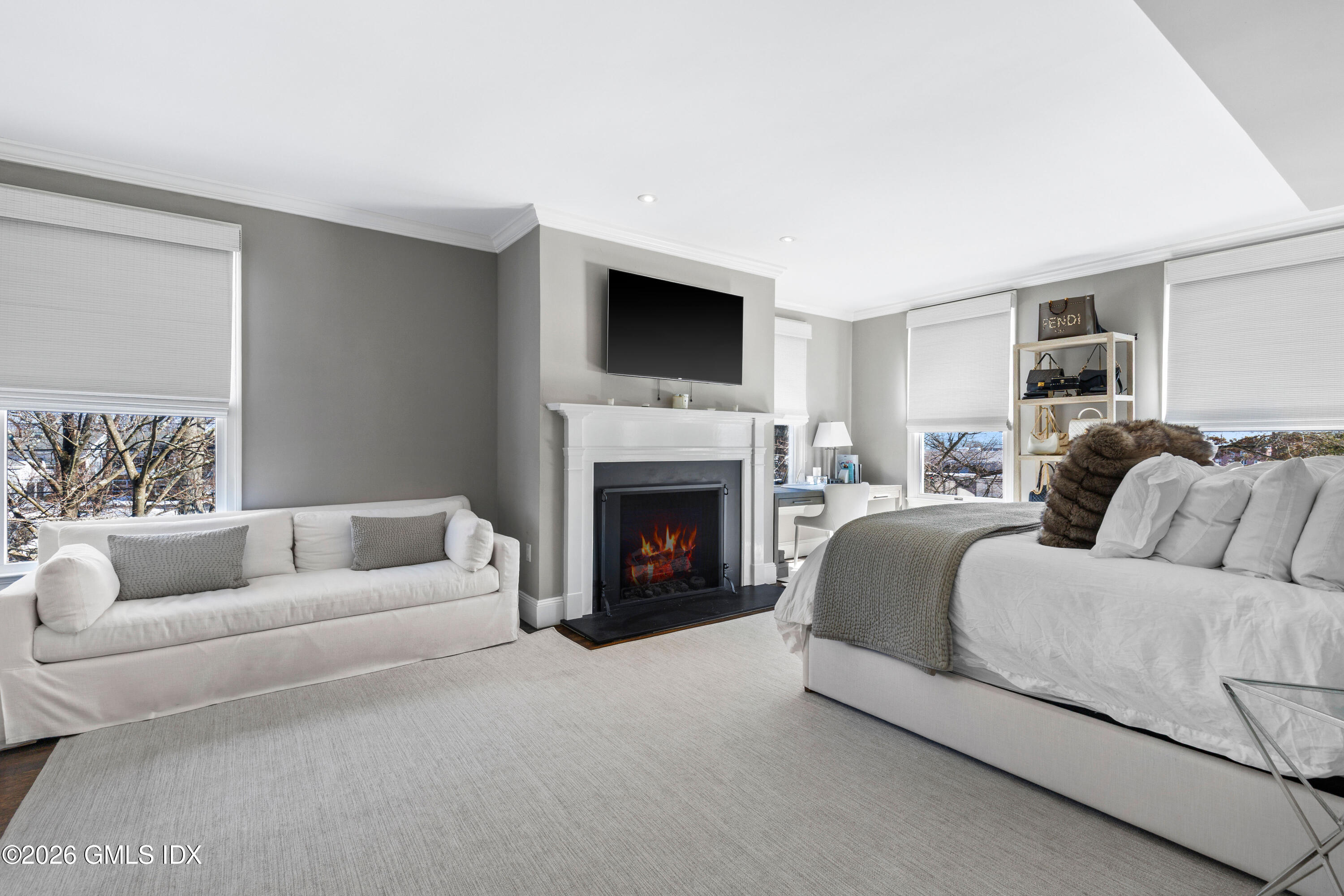 2 Old Church Road, Unit 1 Greenwich, CT 06830 - Photo 21 of 36 PrimaryBedroom