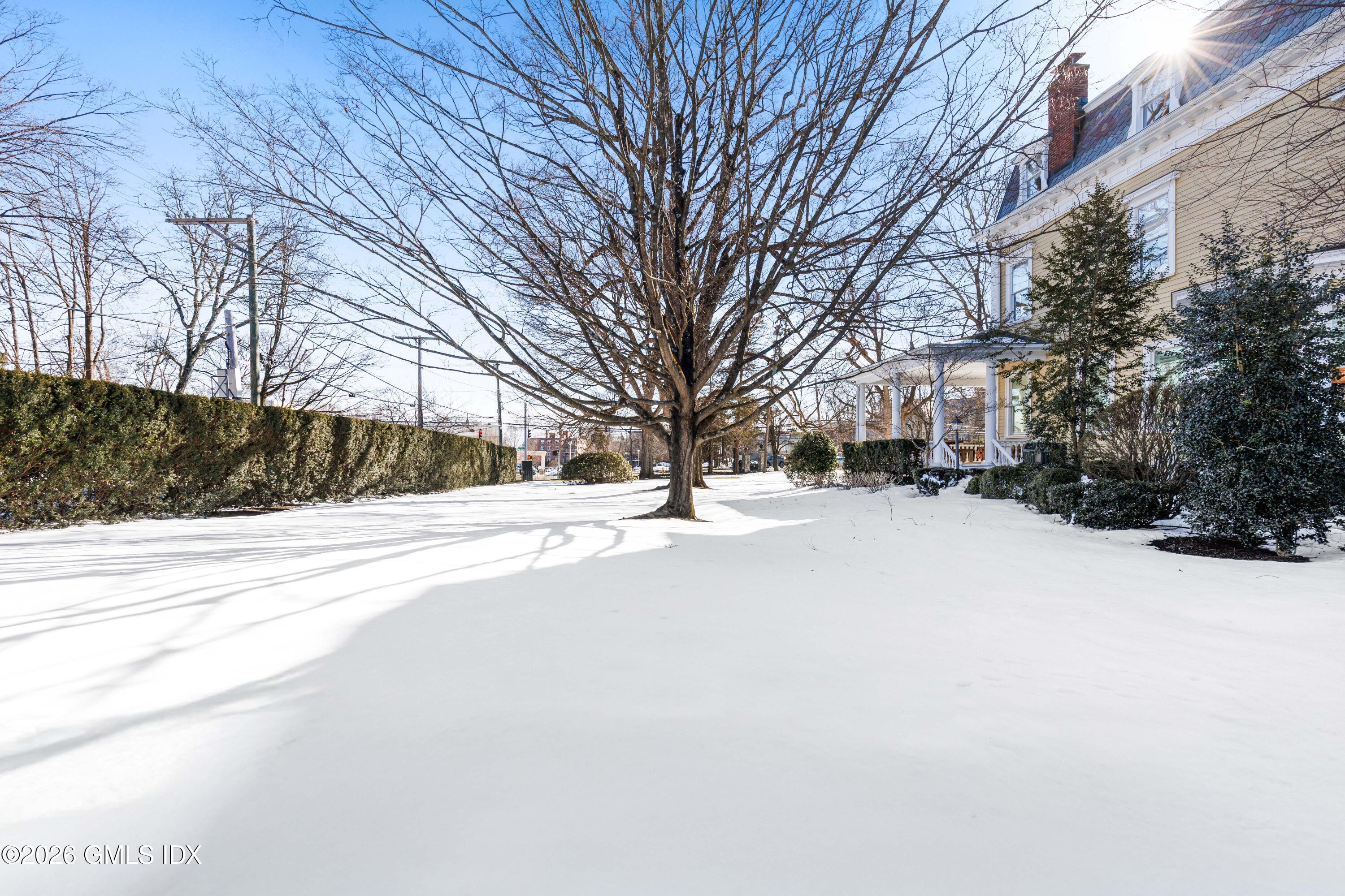 2 Old Church Road, Unit 1 Greenwich, CT 06830 - Photo 34 of 36 SideYard