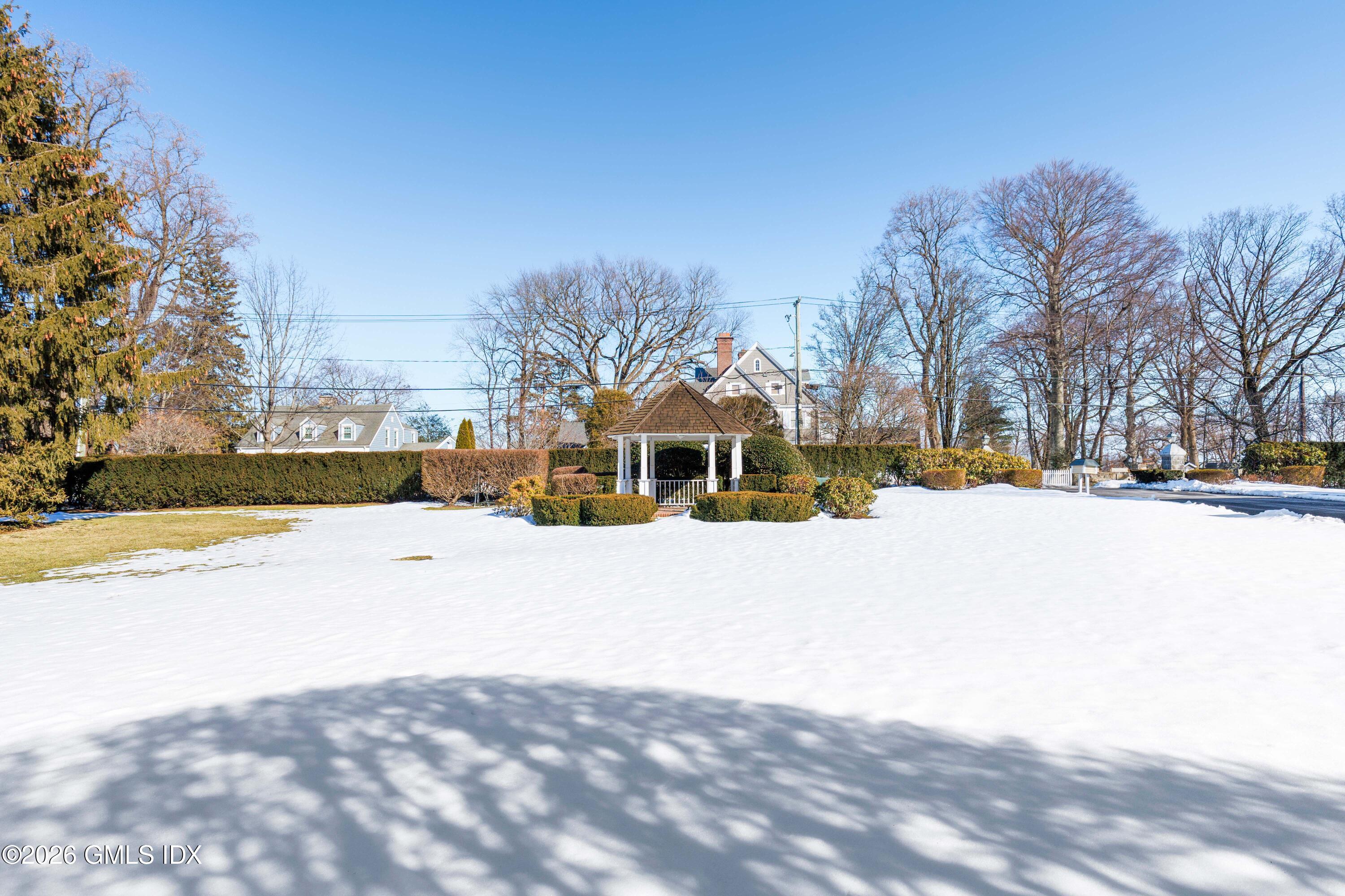 2 Old Church Road, Unit 1 Greenwich, CT 06830 - Photo 36 of 36 ComplexYard