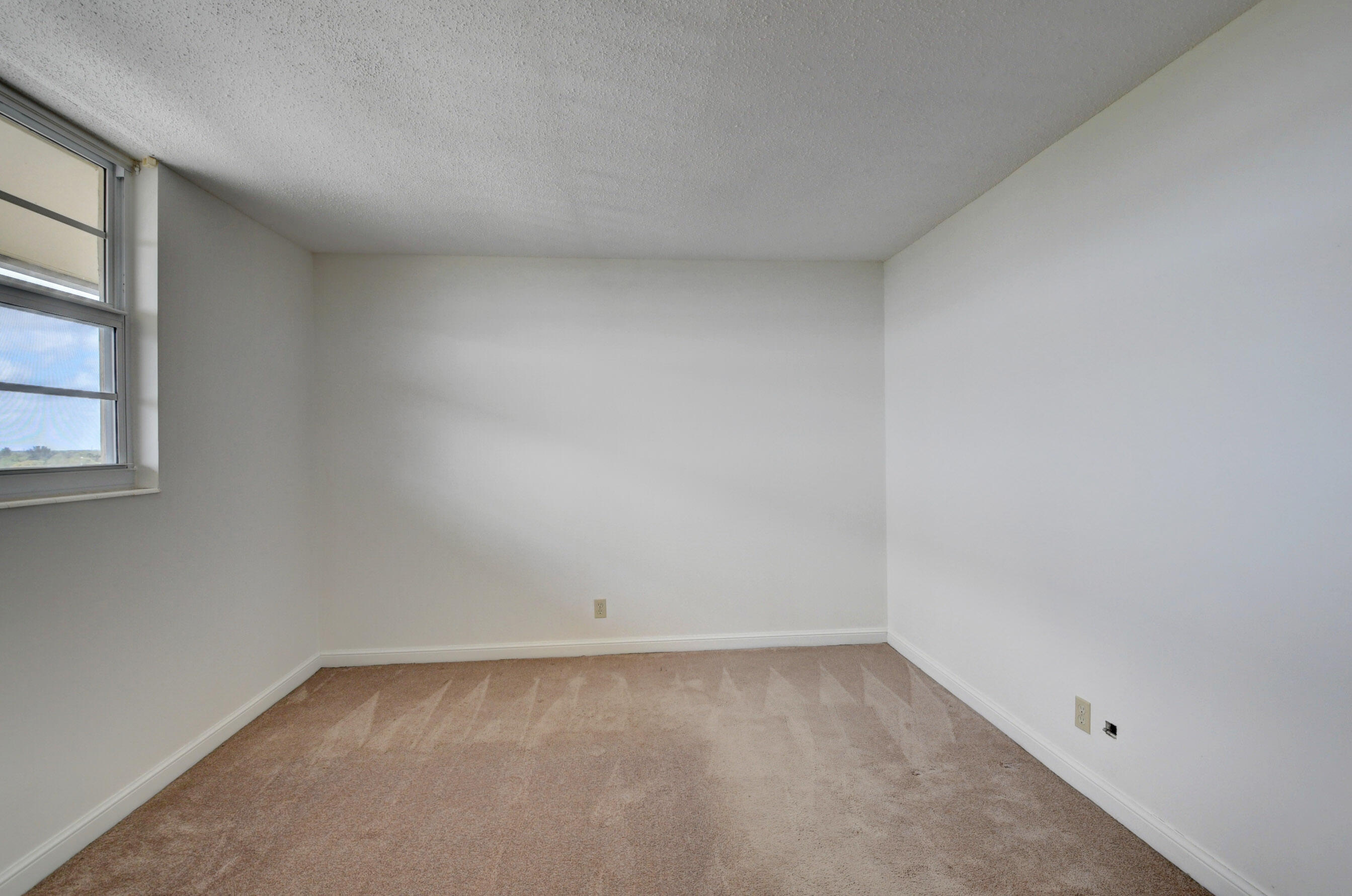 5500 Northwest 2nd Avenue, Unit 717 Boca Raton, FL 33487 - Photo 17 of 29 Master Bedroom