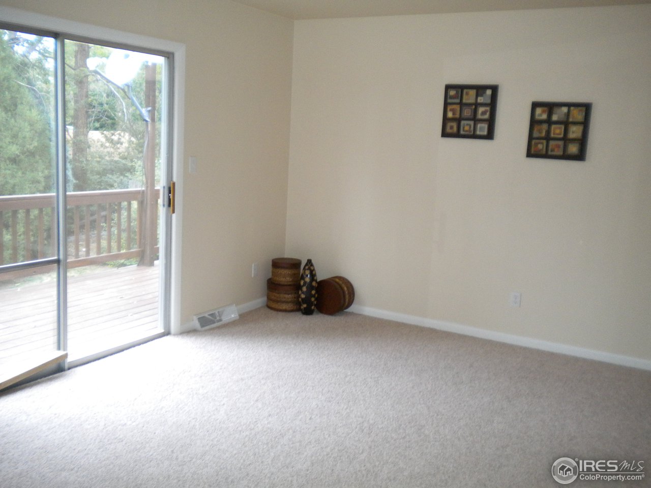 425 Briarwood Road Fort Collins, CO 80521 - Photo 3 of 17 Living Room