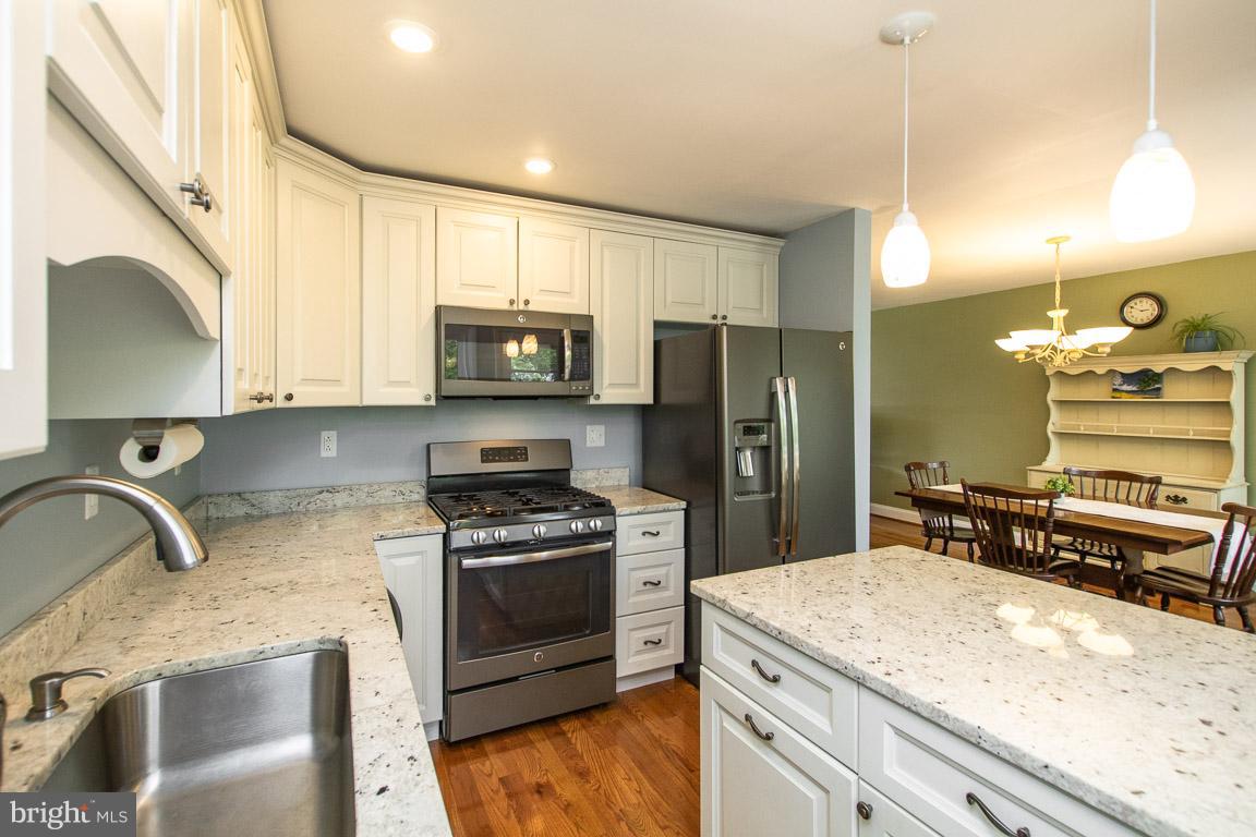1012 Bosley Road Cockeysville, MD 21030 - Photo 11 of 30 Kitchen