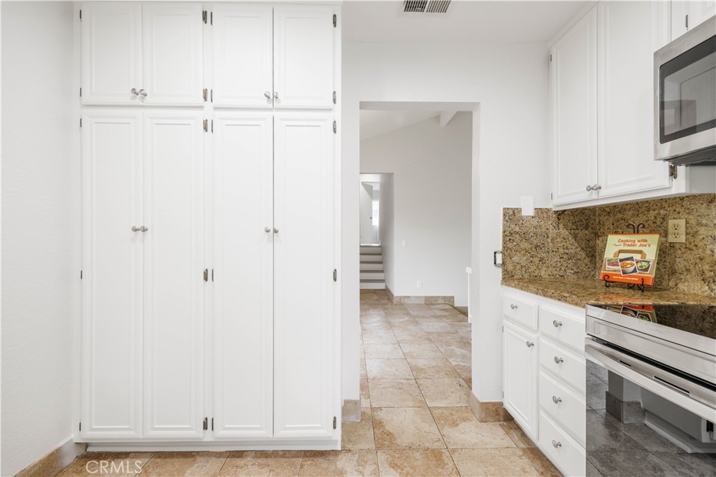 2 Summerset Irvine, CA 92603 - Photo 11 of 22 Plenty of pantry storage
