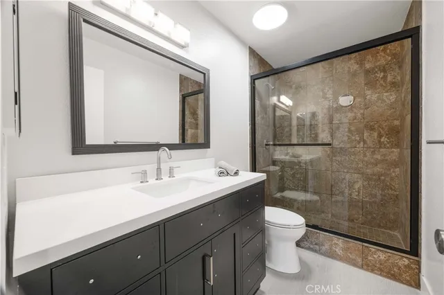 $4,000 | 2 Summerset, Irvine, CA 92603