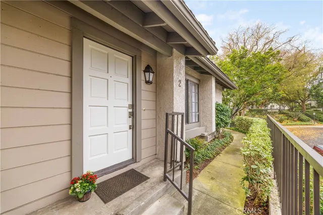 $4,000 | 2 Summerset, Irvine, CA 92603