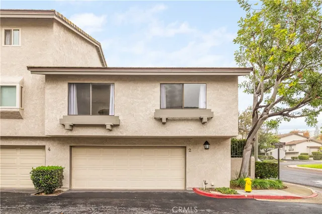 $4,000 | 2 Summerset, Irvine, CA 92603