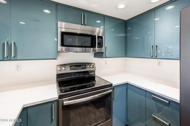 $299,000 | 1245 West 1st Street, Unit 204, Tempe, AZ 85281