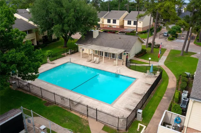 $160,000 | 14515 Wunderlich Drive, Unit 315, Houston, TX 77069