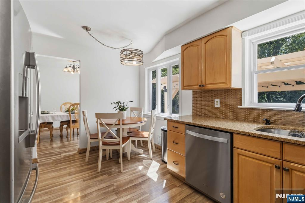 37 Rolling Ridge Road West Milford, NJ 07480 - Photo 16 of 50 Gallery Image 16