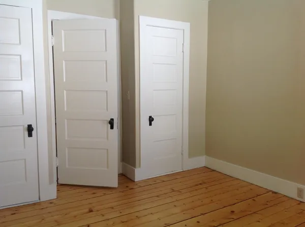 $2,100 | 341 Court Street, Unit 1, Keene, NH 03431