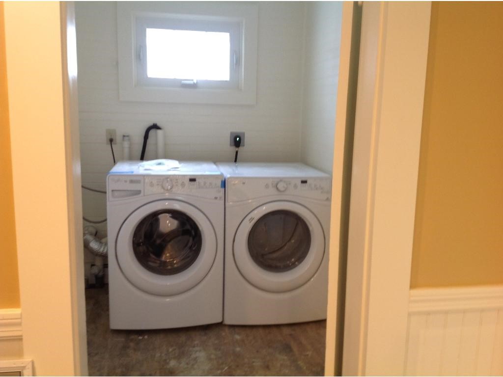 341 Court Street, Unit 1 Keene, NH 03431 - Photo 9 of 12