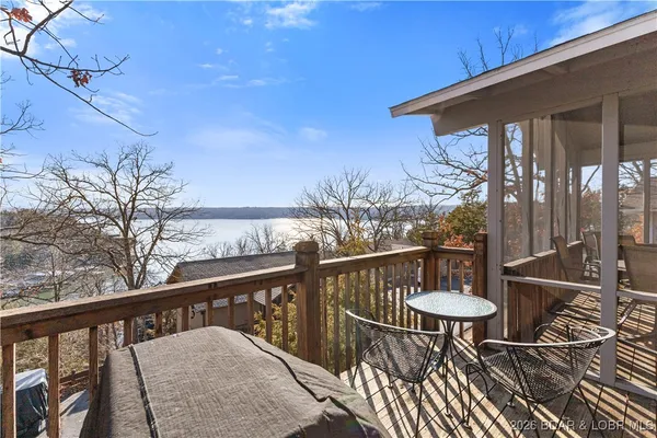 $400,000 | 54 Buoyant Place, Osage Beach, MO 65065