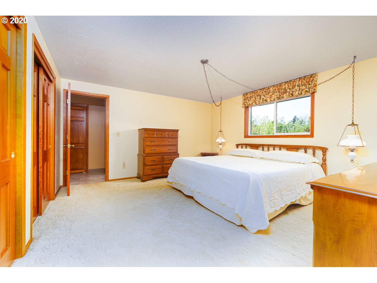 11658 Donald Road Northeast Aurora, OR 97002 - Photo 11 of 32 Gallery Image 11