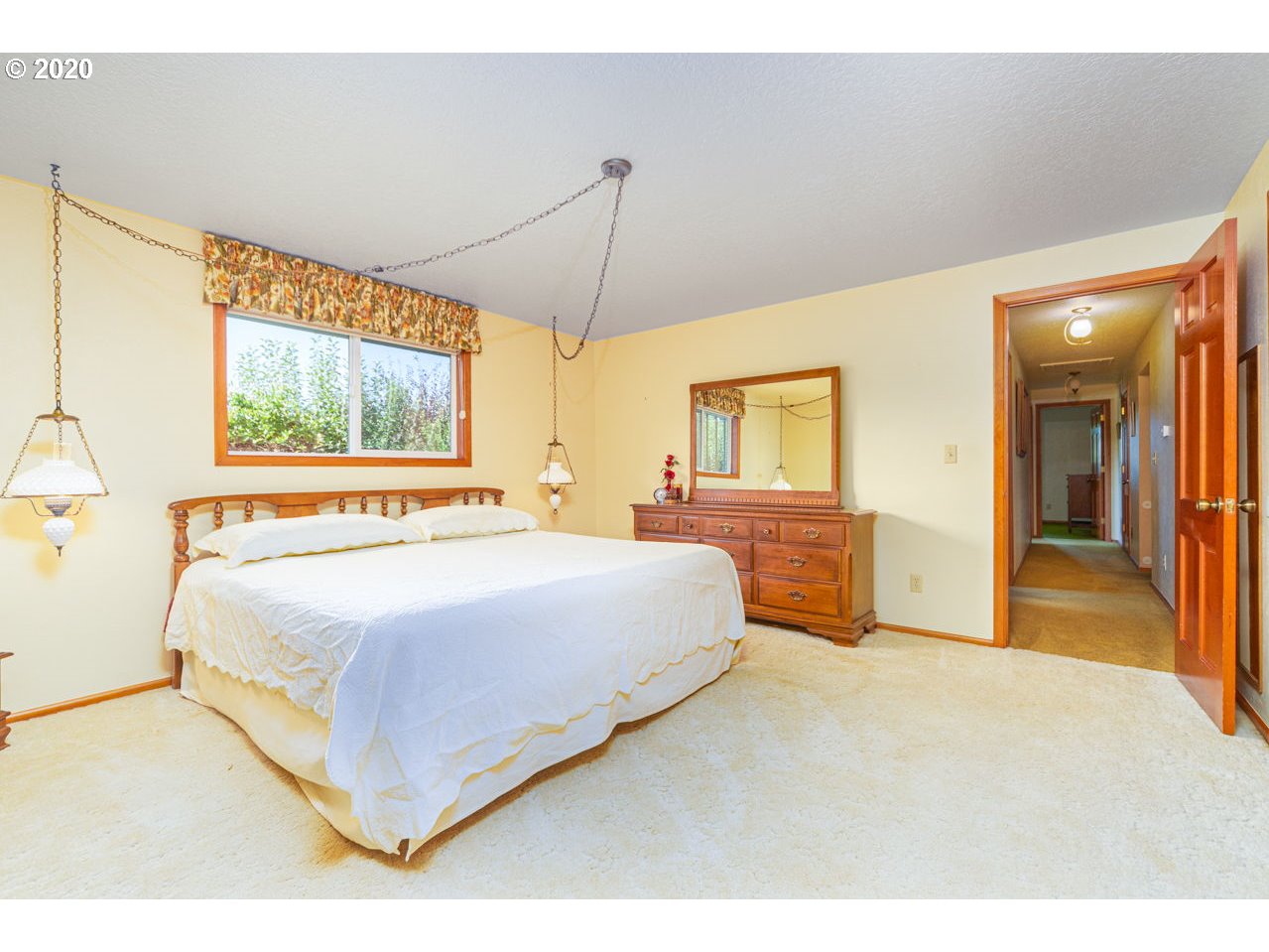 11658 Donald Road Northeast Aurora, OR 97002 - Photo 12 of 32 Gallery Image 12