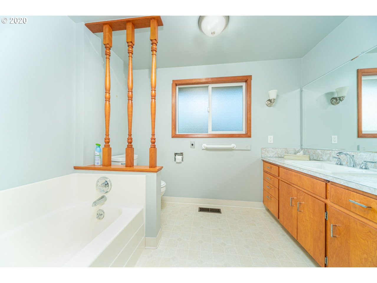 11658 Donald Road Northeast Aurora, OR 97002 - Photo 16 of 32 Gallery Image 16