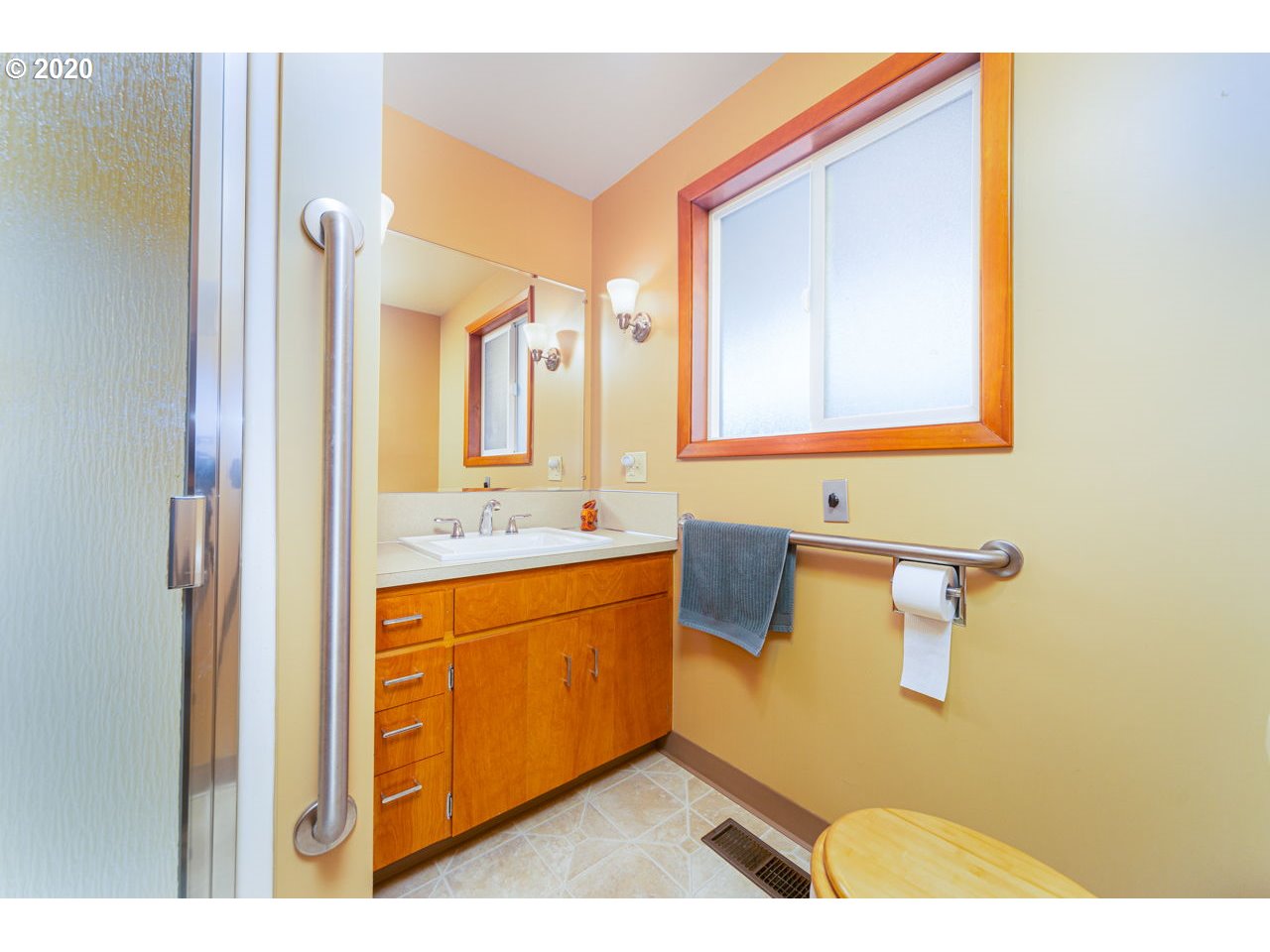 11658 Donald Road Northeast Aurora, OR 97002 - Photo 18 of 32 Gallery Image 18