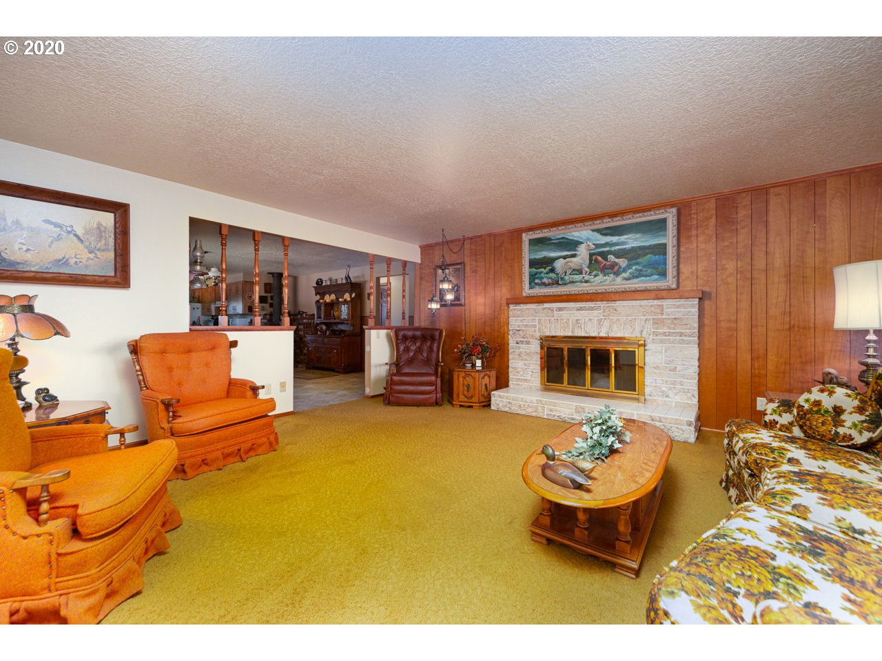 11658 Donald Road Northeast Aurora, OR 97002 - Photo 5 of 32 Gallery Image 5