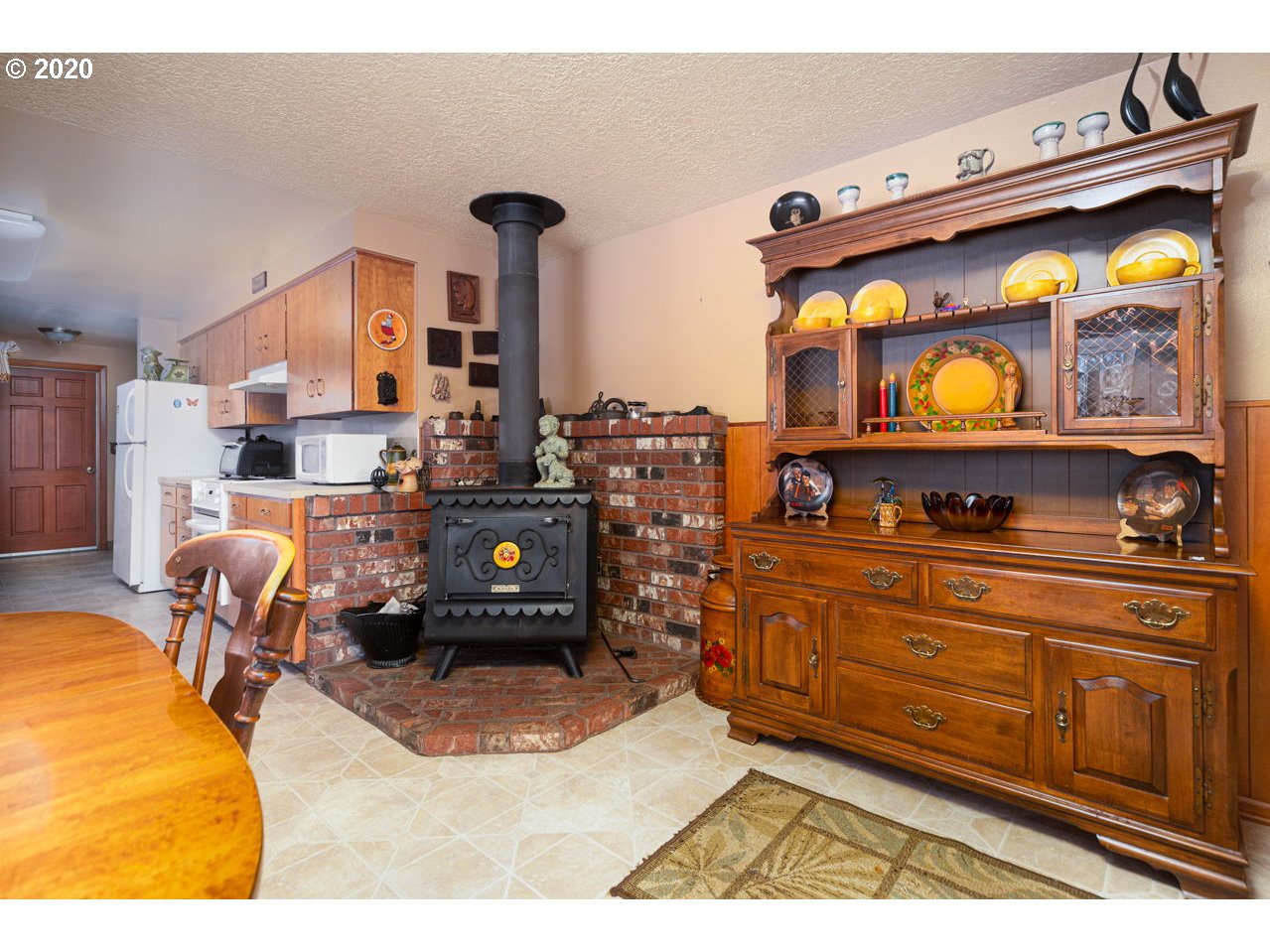 11658 Donald Road Northeast Aurora, OR 97002 - Photo 6 of 32 Gallery Image 6
