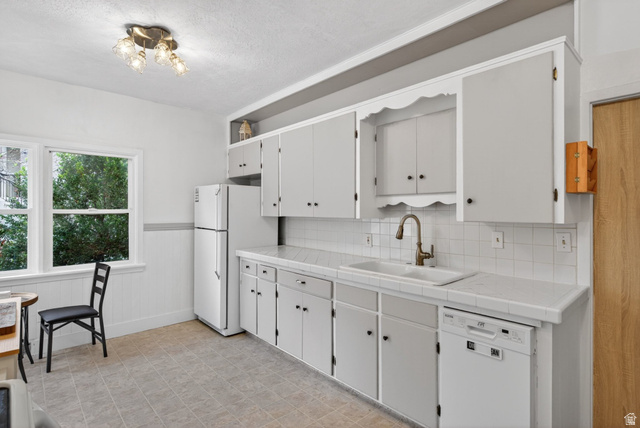 1508 Springdell Circle Provo, UT 84604 - Photo 12 of 56