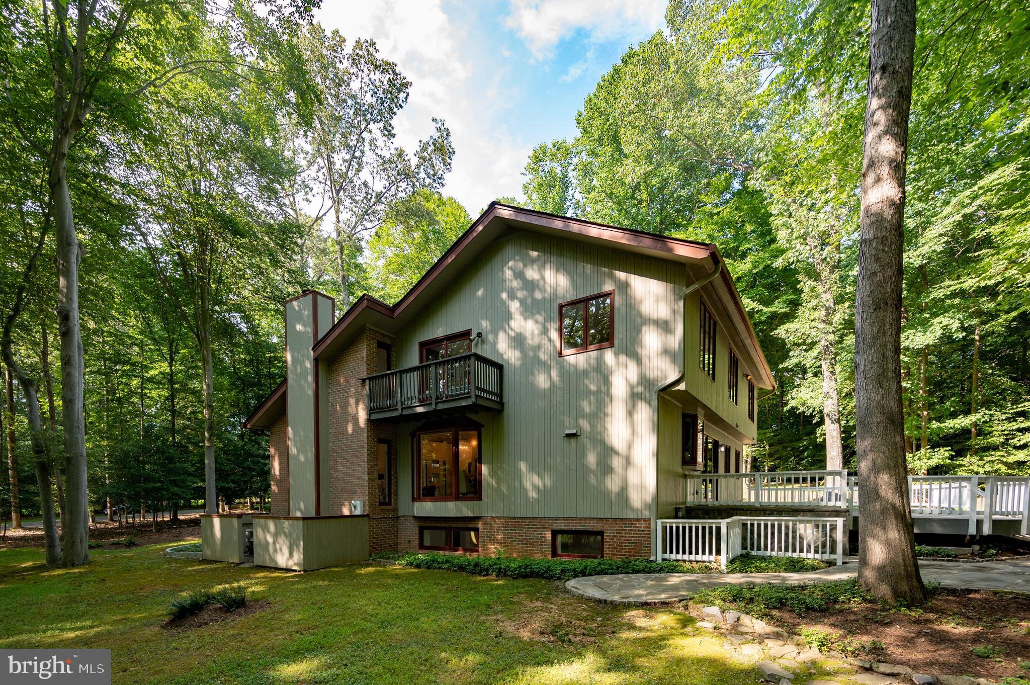 9501 Watts Road Great Falls, VA 22066 - Photo 63 of 73 Gallery Image 63