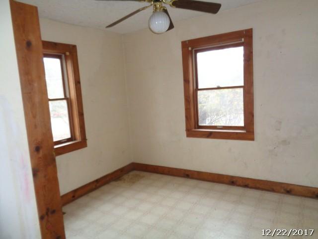 4622 Pleasant Ridge Road Knoxville, TN 37912 - Photo 5 of 8 1_bedroomZ