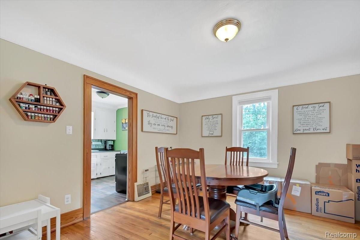 3146 Midvale Drive Rochester, MI 48309 - Photo 6 of 19 10-DSC_3804.jpg