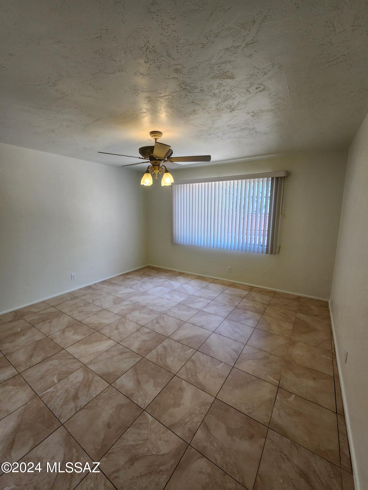 25 West Roma Drive Oro Valley, AZ 85737 - Photo 15 of 35