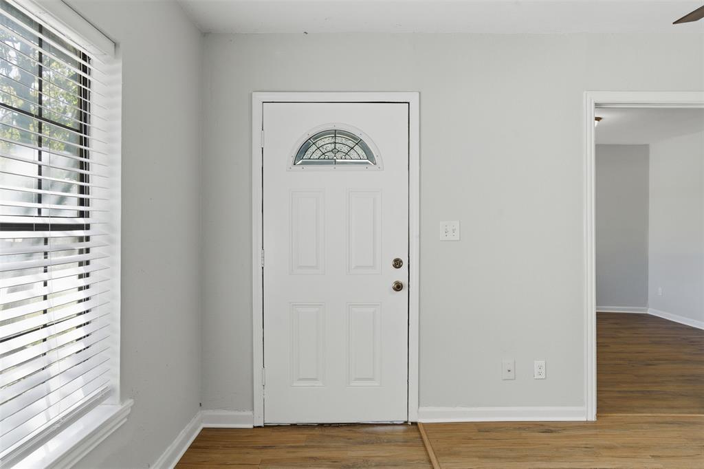 215 North Morrow Street Blue Ridge, TX 75424 - Photo 9 of 23 Entryway featuring wood finished floors