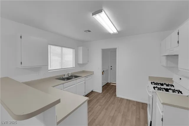 $299,900 | 5342 Jose Ernesto Street, North Las Vegas, NV 89031