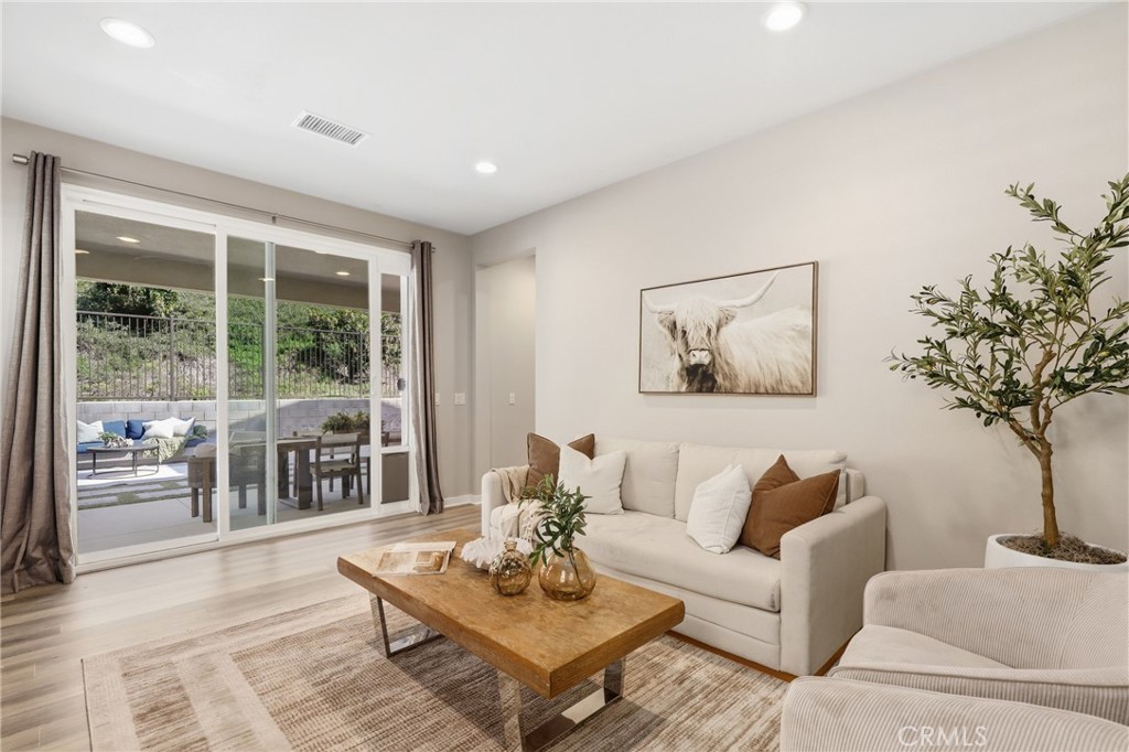 36 Jarano Street Rancho Mission Viejo, CA 92694 - Photo 17 of 68 Access to the rear yard