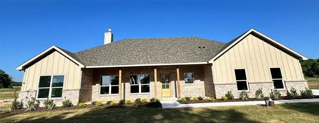 $429,900 | 684 County Road 1560, Chico, TX 76431