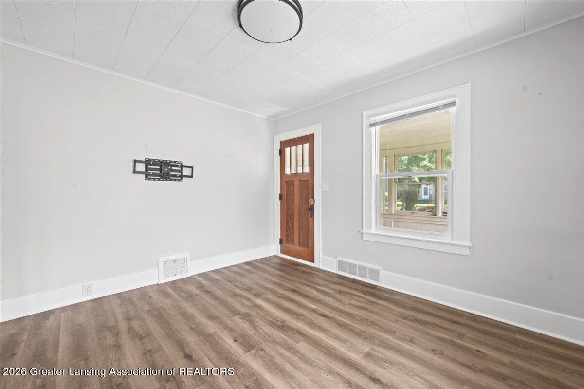2227 Turner Road Lansing, MI 48906 - Photo 4 of 31 04-DSC02098_web
