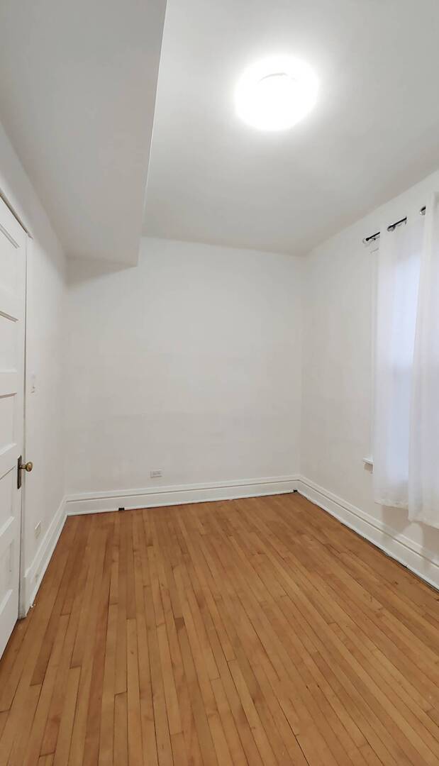 3137 West 42nd Street, Unit 2 Chicago, IL 60632 - Photo 4 of 10